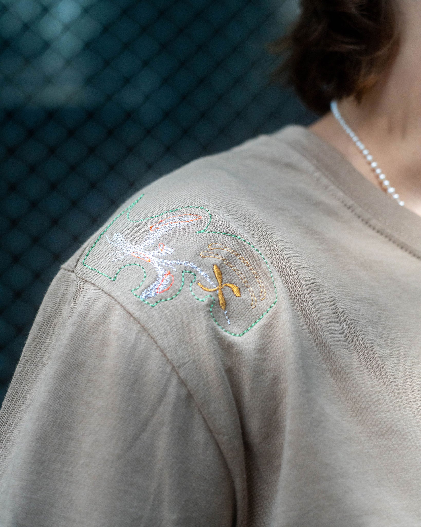 T-shirt (Custom embroidery, Beige) | Emma Forgues